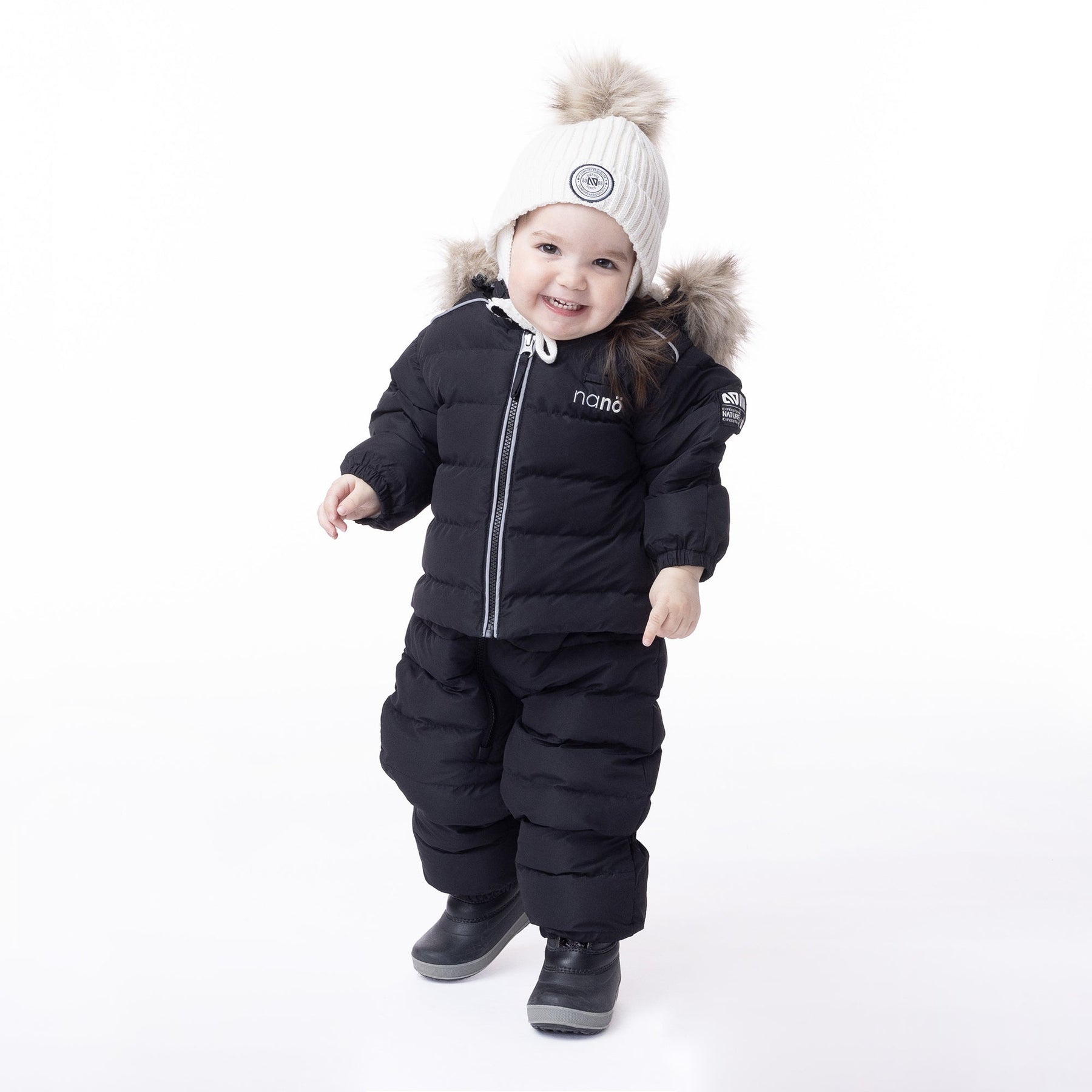 Habit de neige une-pièce pour bébé fille par Nanö | Sydney/F23M600 Noir | Boutique Flos, vêtements mode pour bébés et enfants